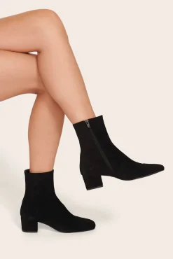 STAUD AIMEE SHORT BOOT BLACK SUEDE> Boots