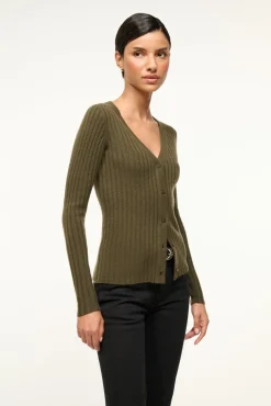 STAUD CARGO CASHMERE SWEATER DARK OLIVE><noscript><img width=