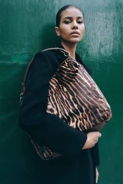 STAUD PERRY HOBO LADY LEOPARD CACAO><noscript><img width=